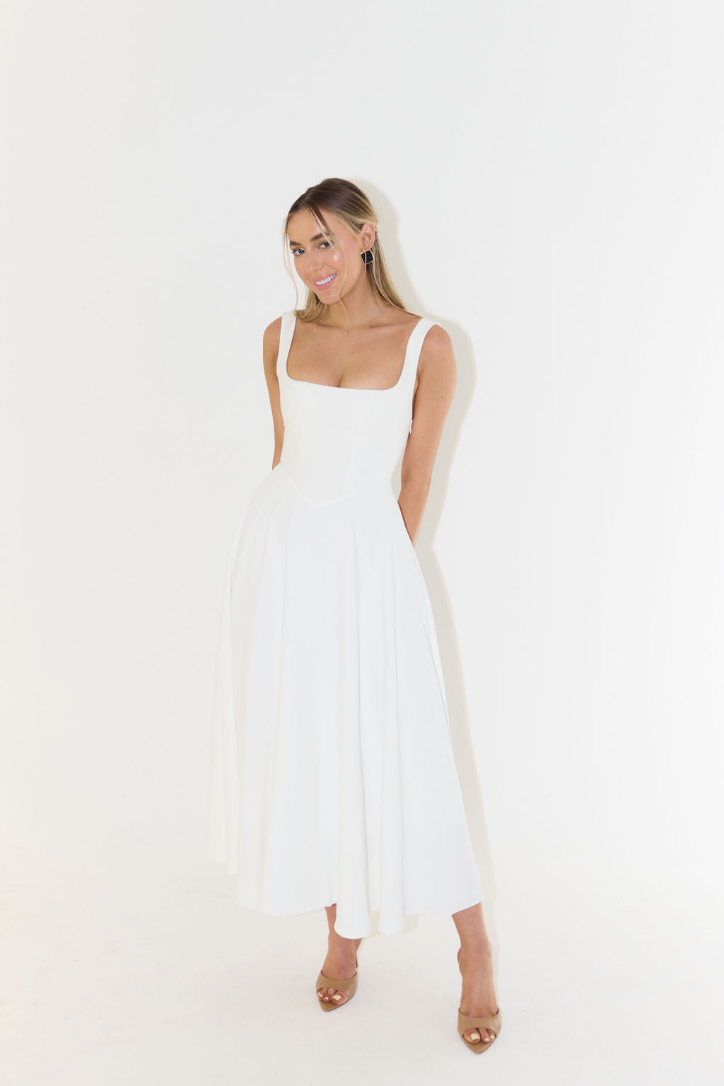 Evelyn - Square Neck Midi Dress