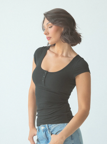 Bella - Built in Bra T-shirt