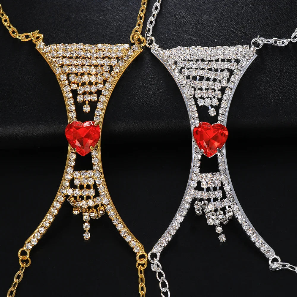 ELEGANT CRYSTAL CHEST NECKLACE